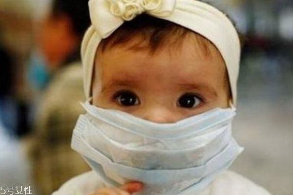 7个月的宝宝蛋黄怎么吃,十个月宝宝吃蛋黄会便秘吗