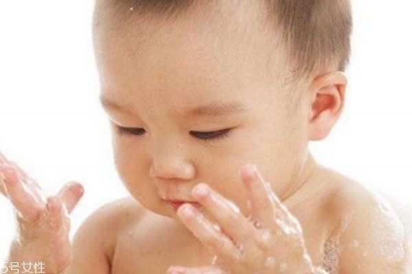 宝宝淹脖子用什么好得快,脖子淹了用什么药最有效 宝宝淹脖子用什么好得快,脖子淹了用什么药最有效