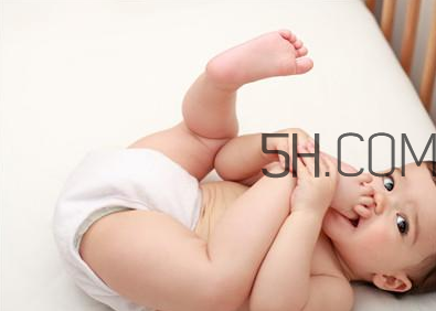 50天婴儿晚上不睡觉的原因,婴儿晚上不睡觉的原因