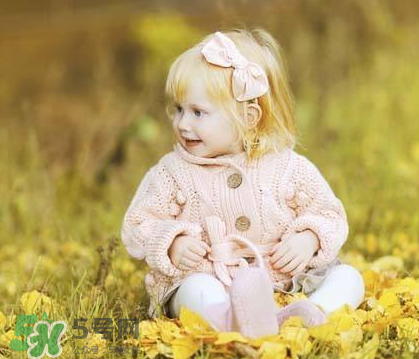 秋季宝宝怎么穿衣服,秋天宝宝怎么穿衣服合适