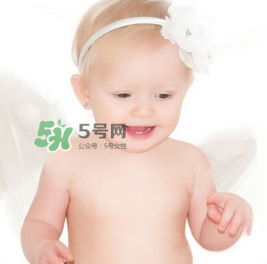 宝宝口腔溃疡宝宝口腔溃疡吃什么好的快,宝宝口腔溃疡吃什么好的快?