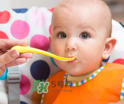 宝宝没长牙可以吃面条吗,没长牙可以吃颗粒面吗