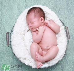 宝宝吃药后多久可以喝奶粉,宝宝吃完药多久可以吃奶粉