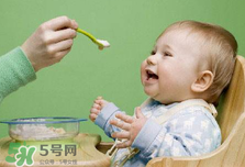 宝宝吃米粉会不会上火?,宝宝吃了米粉有火吗