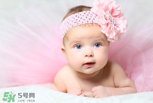 春节出生的女孩起名,春节生的宝宝取啥名字