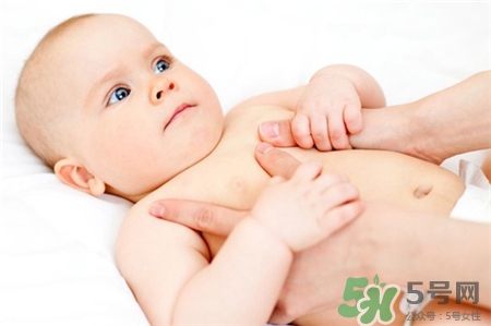 婴儿鼻子上有青筋是怎么回事,宝宝出生鼻子有青筋