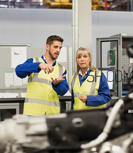 颈椎病为什么老想睡觉,颈椎病会有老是想睡觉的症状吗?