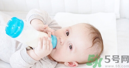 宝宝秋季上火适合吃点什么,宝宝秋天上火了吃什么降火