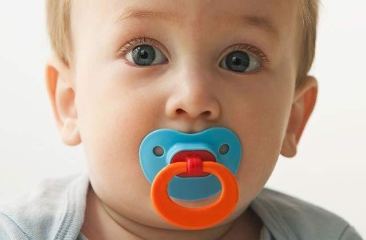 怎么让宝宝戒掉安抚奶嘴,宝宝戒安抚奶嘴的办法 怎么让宝宝戒掉安抚奶嘴,宝宝戒安抚奶嘴的办法