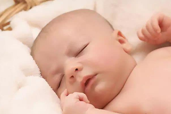 婴儿尿频是怎么回事,小娃娃尿频怎么回事