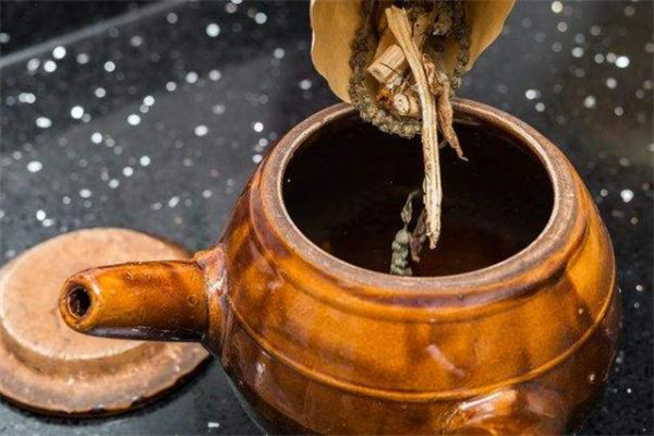 打网球正确的准备姿势(网球准备姿势有哪几个步骤)