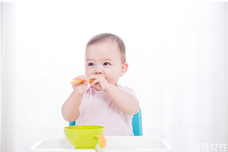 怎样判定小孩有咽炎,如何看小孩咽喉是否有炎症