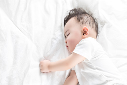 宝宝歪头睡觉有影响吗9个月大,宝宝睡觉歪头睡有影响吗?