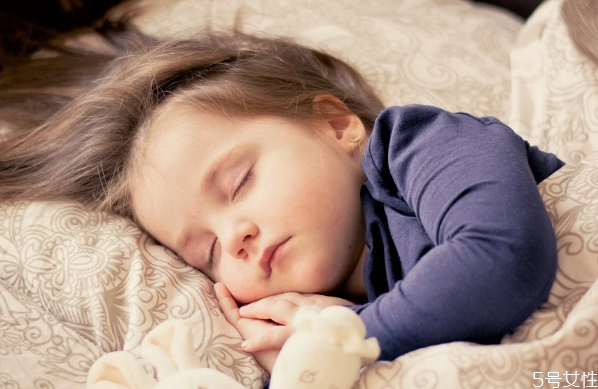 婴儿缺碘的症状有哪些,儿童缺碘可能造成什么样的状况 婴儿缺碘的症状有哪些,儿童缺碘可能造成什么样的状况