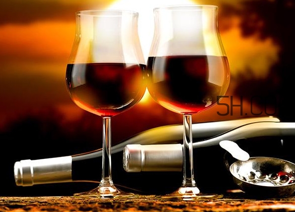 指甲怎么保养(怎样才能让指甲变好看)