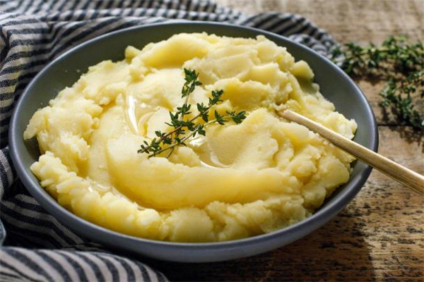 宝宝多大可以吃土豆泥,宝宝多大可以吃土豆泥米粉