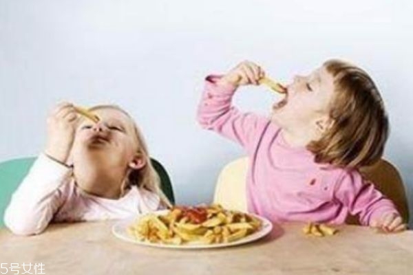 小孩不爱吃饭怎么办?,1岁半宝宝厌食不爱吃饭怎么办