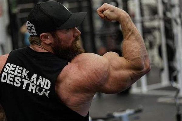 三角肌后束训练重量越重越好吗(三角肌后束最佳训练方法)