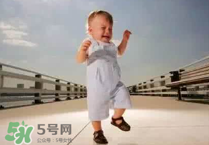 孩子八字脚怎么矫正,幼儿脚内八字怎么矫正 孩子八字脚怎么矫正,幼儿脚内八字怎么矫正