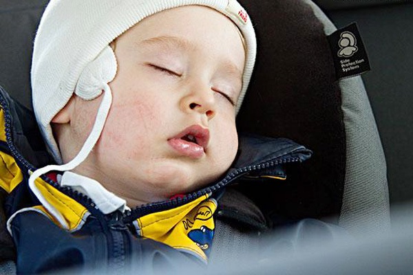 三岁孩子晕车是怎么回事,三岁宝宝晕车有什么办法么