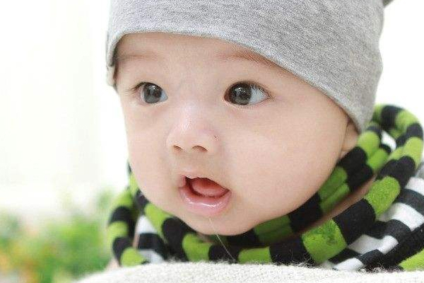 婴儿会睡落枕吗,小孩子会睡落枕是什么原因造成的 婴儿会睡落枕吗,小孩子会睡落枕是什么原因造成的