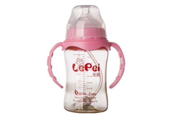 奶瓶里的吸管球正确使用方法视频,奶瓶里的吸管球有什么用 奶瓶里的吸管球正确使用方法视频,奶瓶里的吸管球有什么用