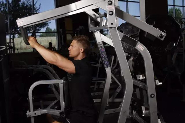 坐式双向推胸训练器每组多少个(坐式双向推胸训练器怎么用)