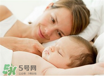 五种情况下儿童属于生理性多汗(简述下幼儿的多汗症) 五种情况下儿童属于生理性多汗(简述下幼儿的多汗症)