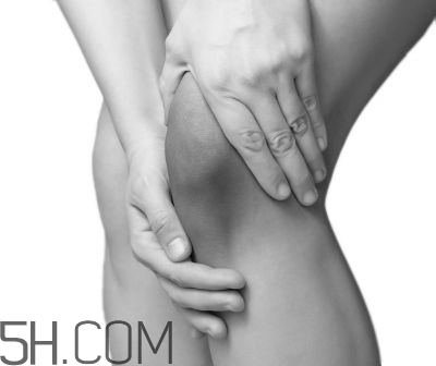 什么是老寒腿,症状如何?,什么是老寒腿?怎么引起的