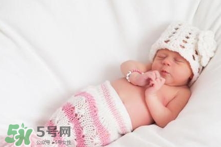 如何让宝宝学会自己入睡(怎样让宝宝自己入睡) 如何让宝宝学会自己入睡(怎样让宝宝自己入睡)