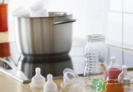 硅胶奶瓶可以紫外线消毒吗,硅胶奶瓶可以用紫外线消毒柜消毒吗