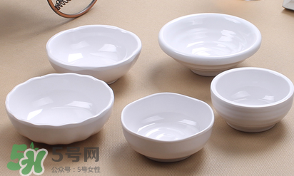 仿瓷碗有没有毒,仿陶瓷的碗有毒吗