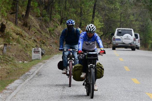 骑行锻炼的方法(骑行的正确锻炼方法)