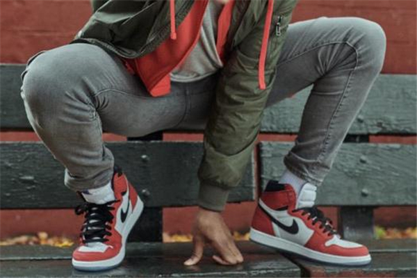 耐克蜘蛛侠联名aj1,aj蜘蛛侠联名款