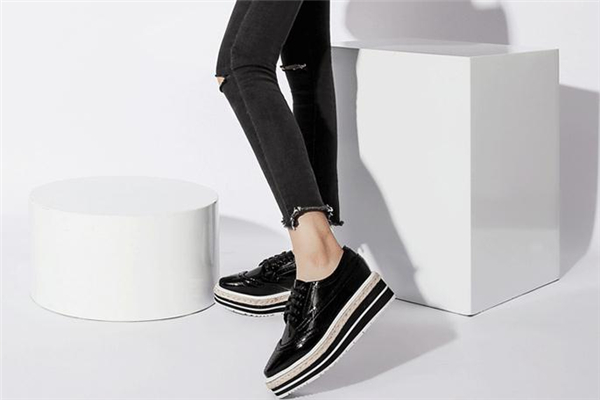 穿松糕鞋的坏处,穿松糕鞋的危害