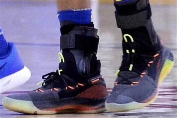 库里战靴出到第几代了,库里历代战靴