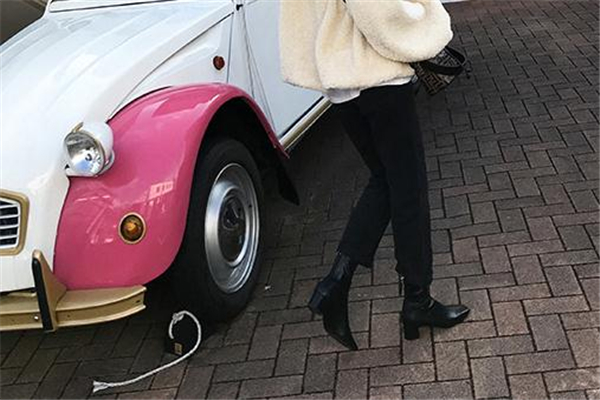 黑皮鞋上有斑点怎么去掉,鞋子上有黑斑怎么去除