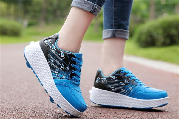 暴走鞋轮子怎么安装,暴走鞋轮子怎么拆