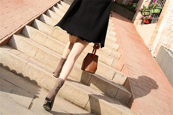 靴子怎么清洗内部,靴子怎么清洗绒面