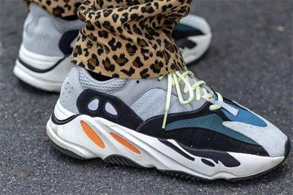 yeezy700鞋带系法图解,yeezy750鞋带系法 yeezy700鞋带系法图解,yeezy750鞋带系法