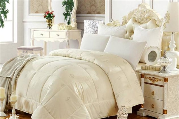 羊毛被掉毛怎么办,羊毛掉毛严重怎么处理 羊毛被掉毛怎么办,羊毛掉毛严重怎么处理