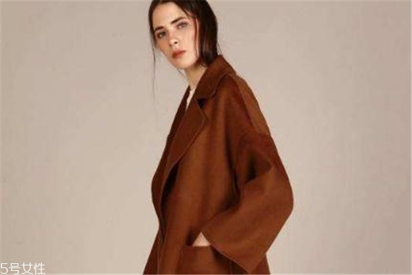 澳毛和羊毛的区别哪个好,澳毛和羊毛的区别哪个贵