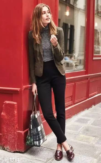 乐福鞋搭配,乐福鞋的穿搭