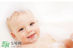 小儿湿疹用金银花洗脸可以吗,宝宝湿疹可以用金银花泡水擦脸吗