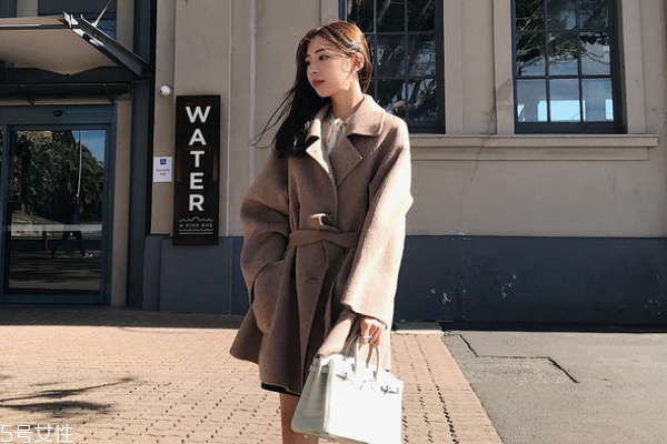 毛呢大衣怎么改色,毛呢大衣能不能改色