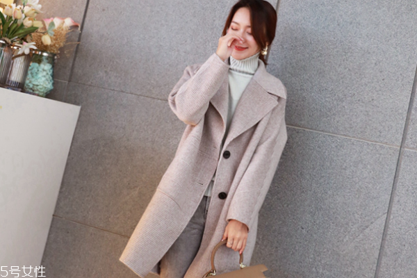 毛呢大衣怎么晾晒,毛衣如何晾晒