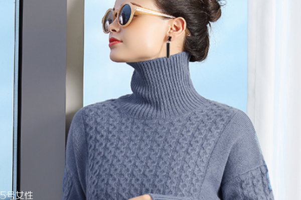 羊绒毛衣贴身穿还是不贴身穿好,羊毛衫可以贴身穿吗