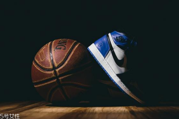 为什么aj1那么贵,为什么aj1有的贵有的便宜 为什么aj1那么贵,为什么aj1有的贵有的便宜