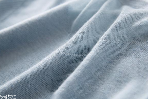 羊绒混纺衫怎么洗,纯羊绒衫洗涤方法