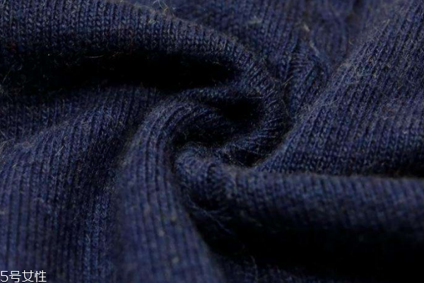 羊绒混纺起球吗,羊毛混纺起球怎么办